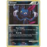 HS Undaunted 68/90 Sneasel (Reverse Holo)